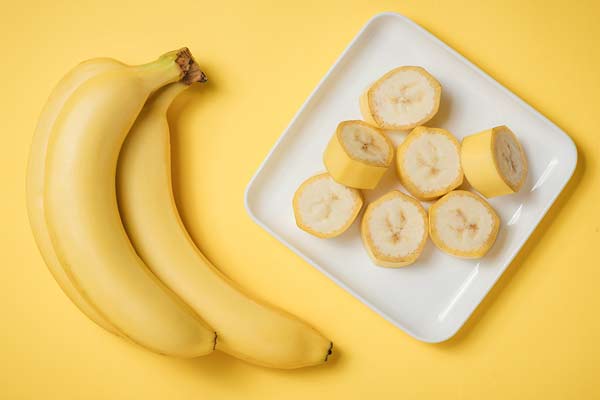 تناول الموز بعد عملية تجميل الأنف
