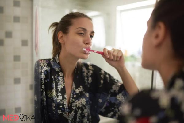 علاج رائحة الفم الكريهة بعد عملية