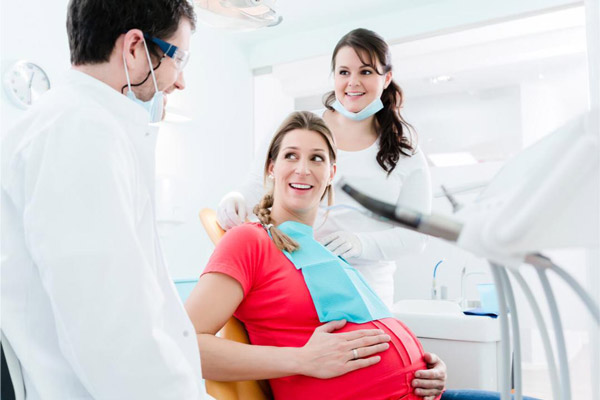 زراعة الاسنان للحامل